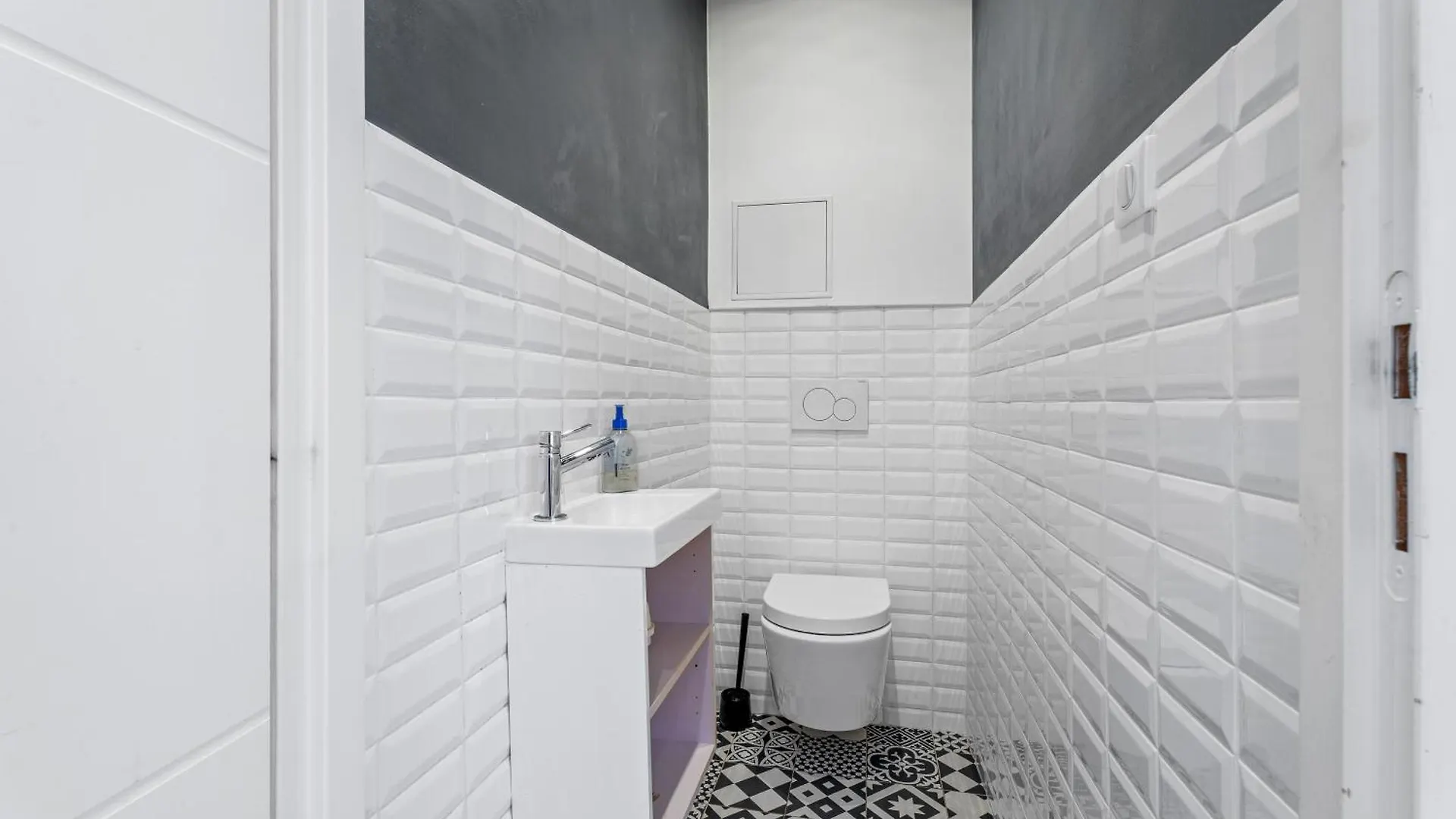 Apartment Nice Renting - Rossetti - Modern Haven Heart Of Old Nice France